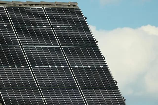 Comment bien choisir le système de stockage pour l'énergie solaire